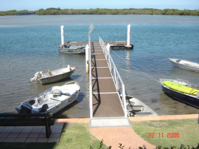 On The River Apartments Maroochydore Bagian luar foto