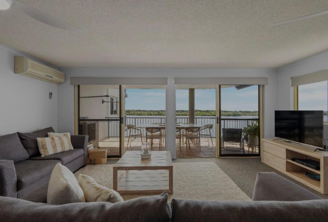 On The River Apartments Maroochydore Bagian luar foto