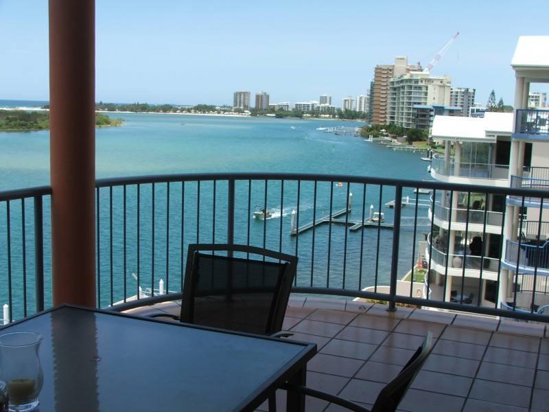 On The River Apartments Maroochydore Bagian luar foto